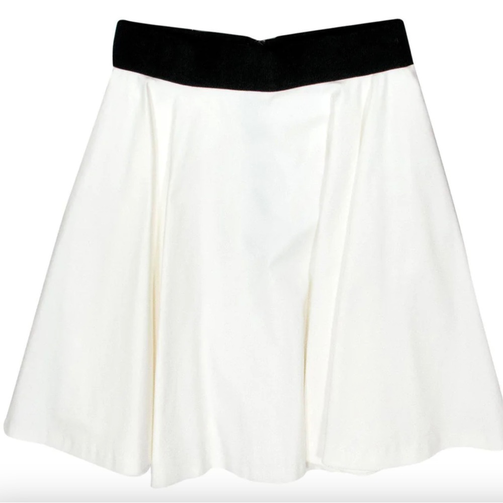 Milky white skirt with black belt trim size 0